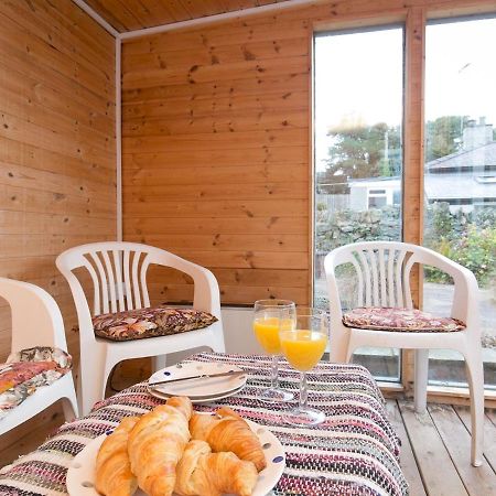 Pass The Keys Comfortable Stone Built Cottage In 메나이브리지 외부 사진
